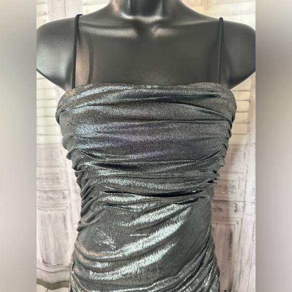 Metallic ruffle dress. - Picture 2 of 7